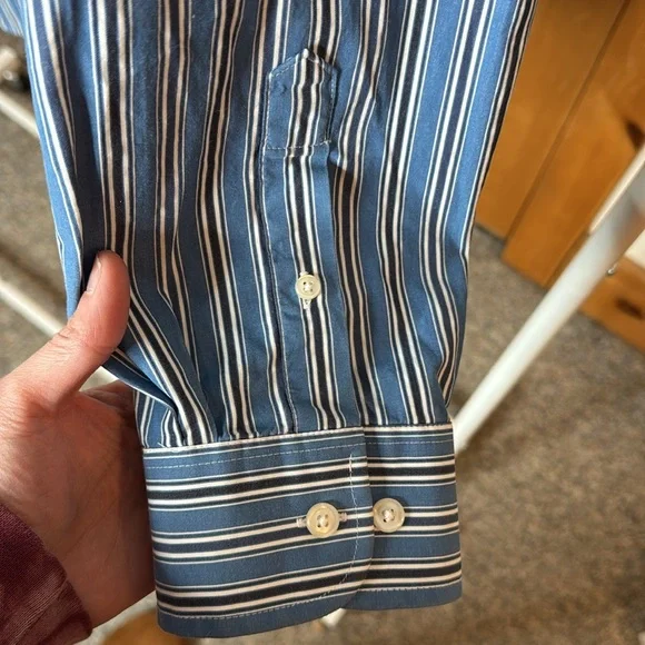 Men’s St. John’s Bay Cotton Button Up Size XL - Picture 5 of 11